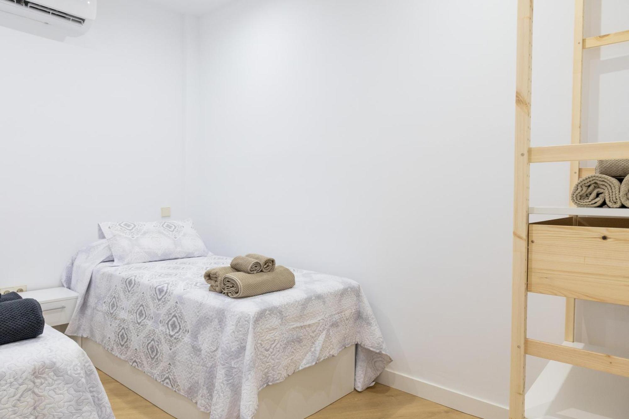 Excelente Apartamento Familiar Madrid Centro エクステリア 写真